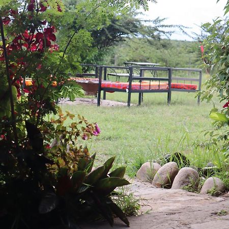 Kambu Mara Camp Hotel Sekenani ภายนอก รูปภาพ